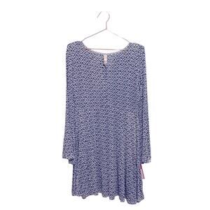 Xhilaration key hole flare sleeve size large new with tag